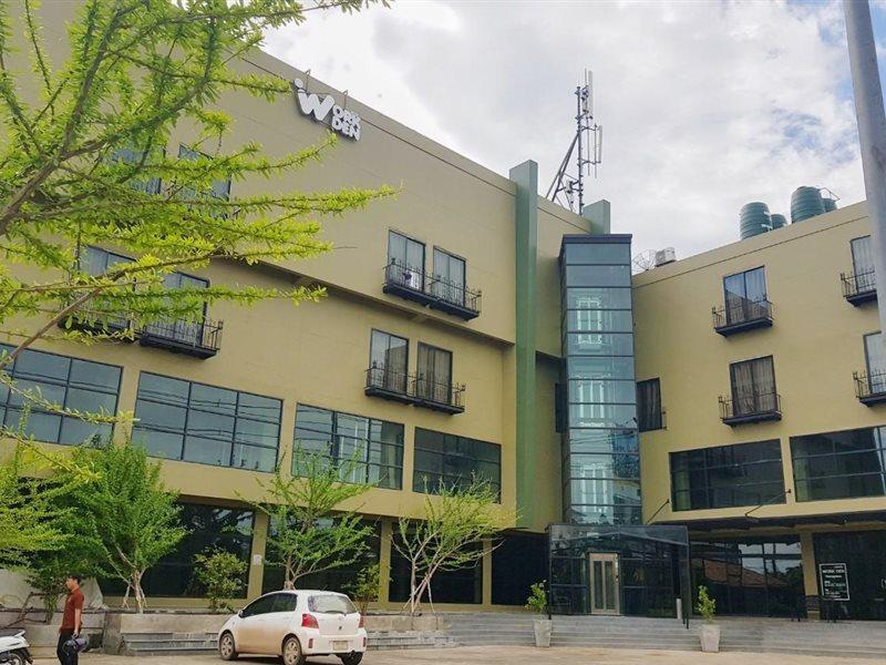 Work Den Chiangrai Hotel Chiang Rai Exterior photo