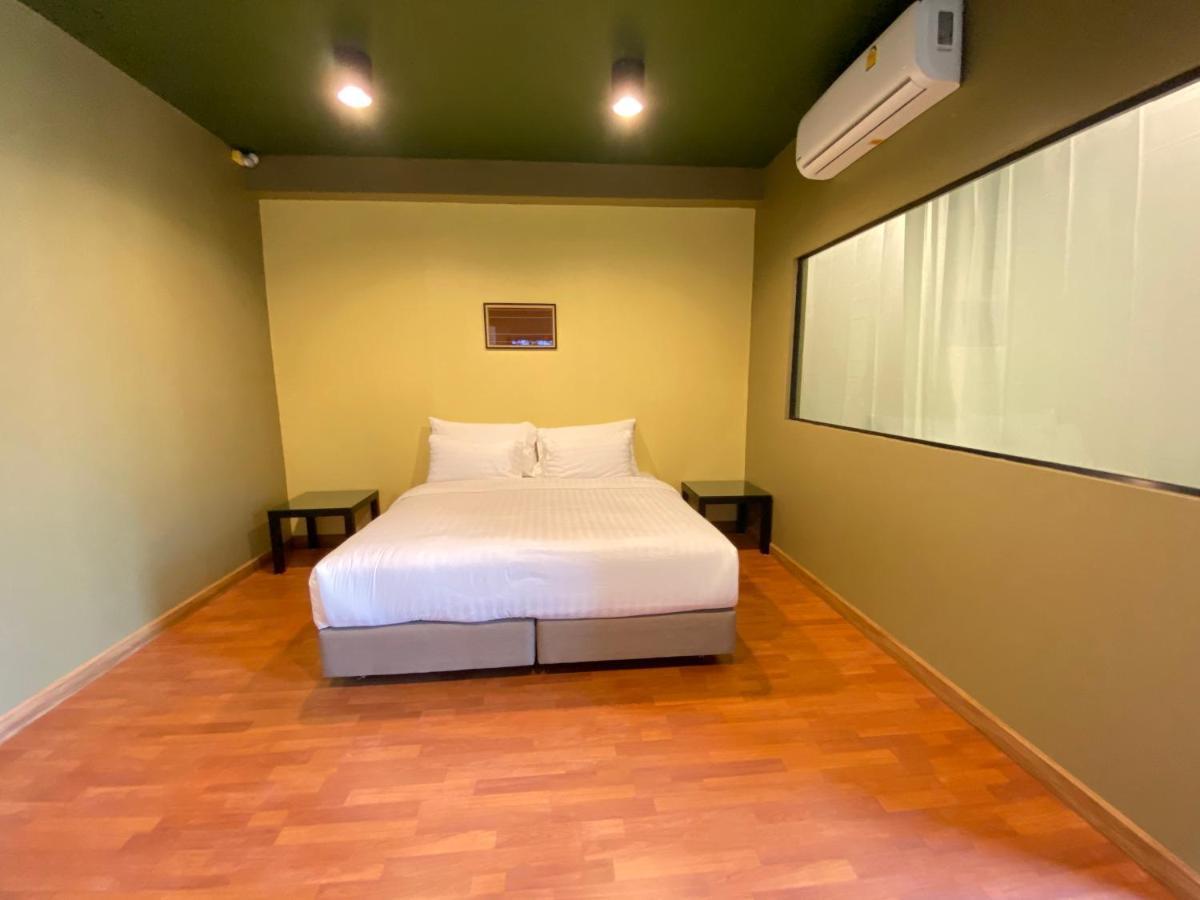 Work Den Chiangrai Hotel Chiang Rai Exterior photo